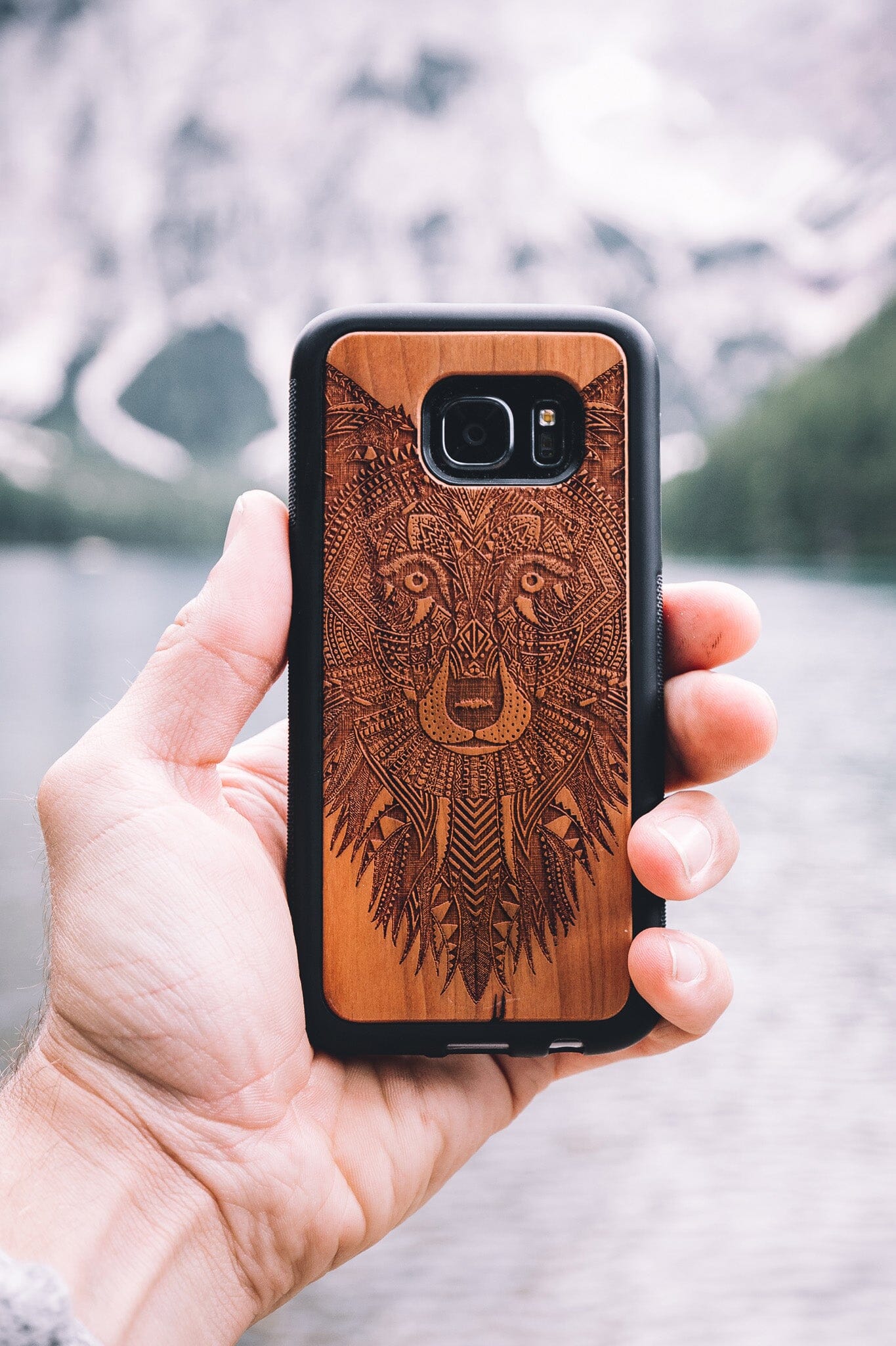 Wooden Phone Case Grey Wolf